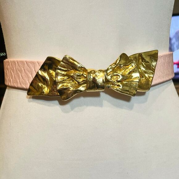 Vintage 1980s Gold Tone Bow Belt Buckle w/ Pink Leather Belt 1986 Statement glam - Picture 4 of 8